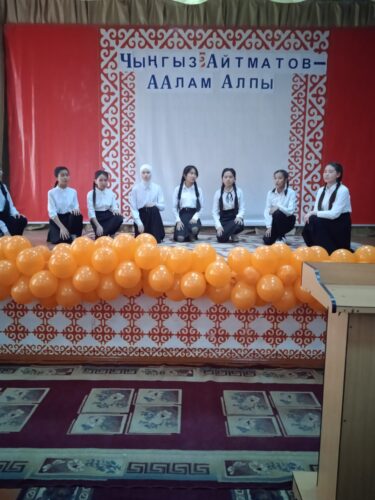 Чыңгыз Айтматов-аалам алпы. 12-декабрь Адабият күнү